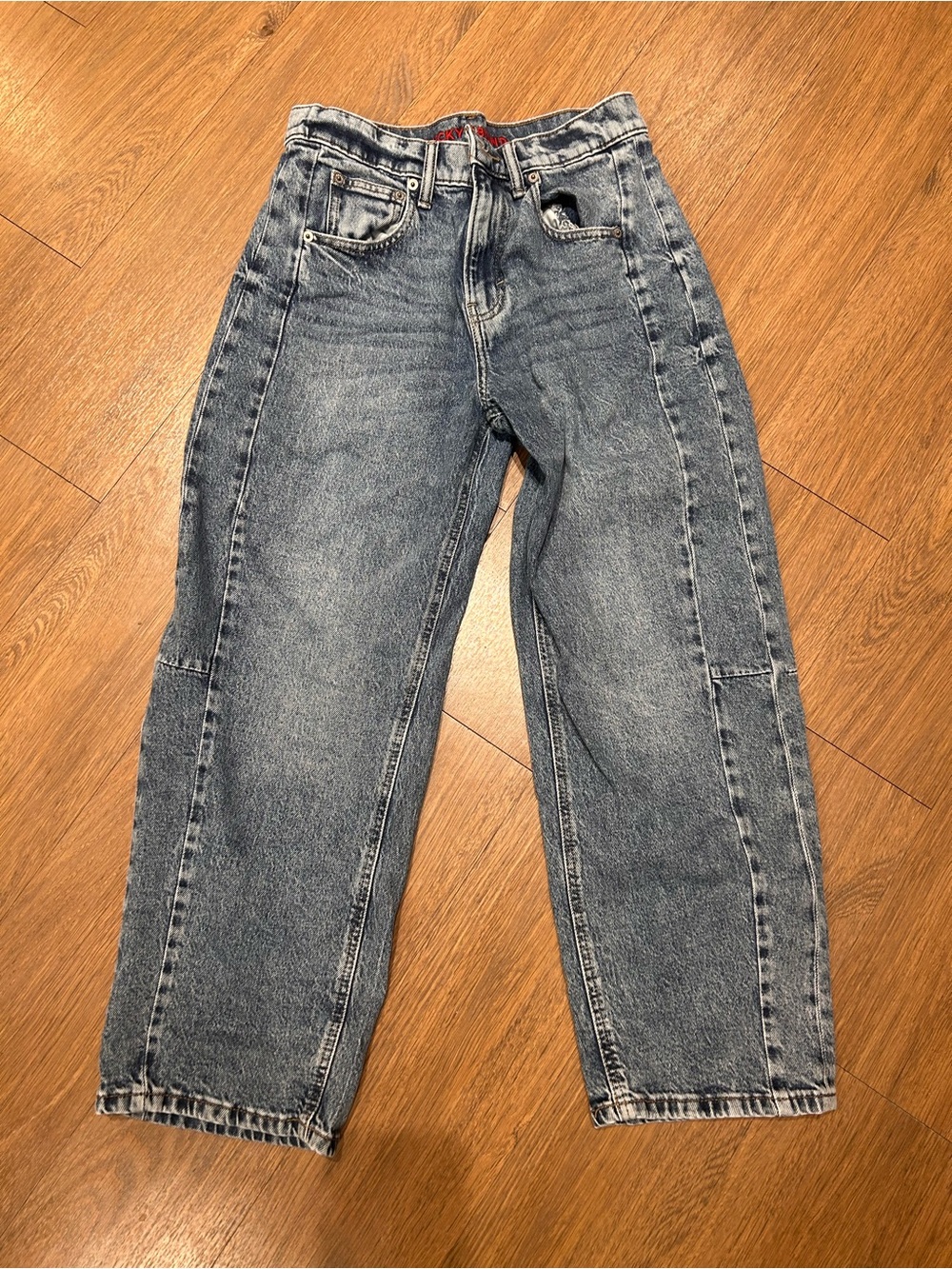 Lucky Brand ankle barrel jeans, Size 26. #denim